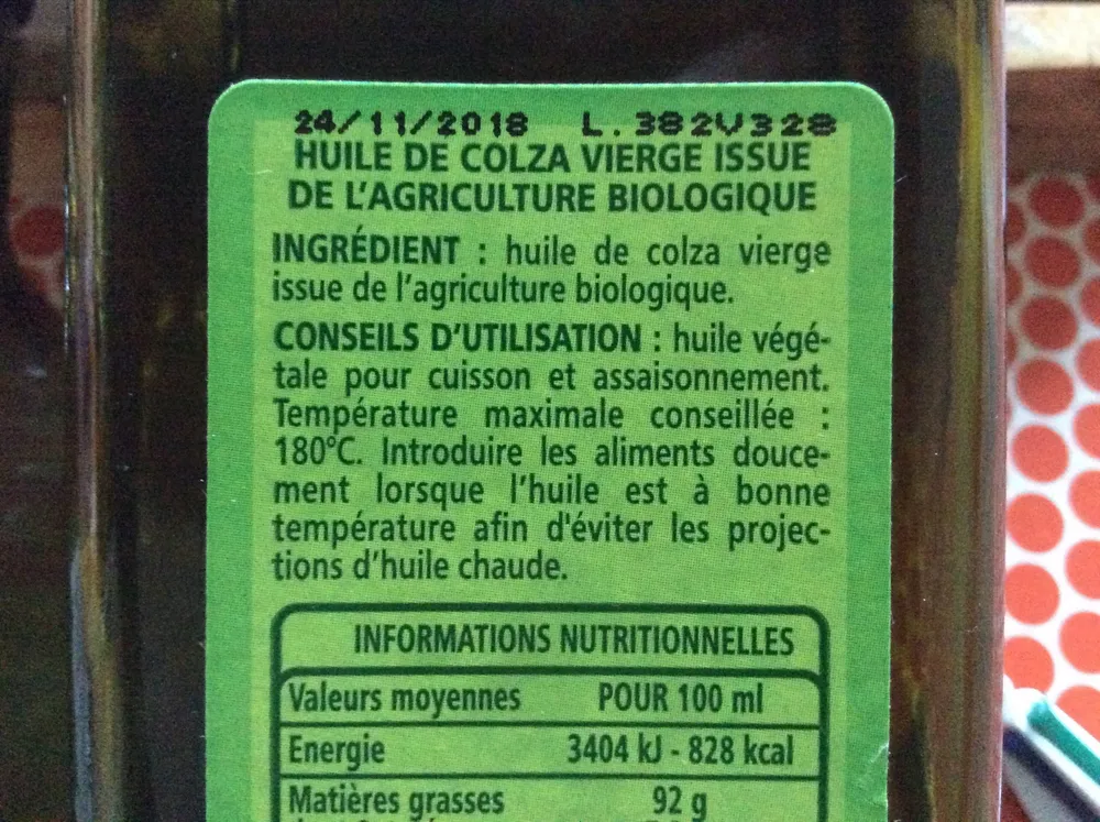 Huile de colza vierge biologique riche en oméga 3 source de vitamine E