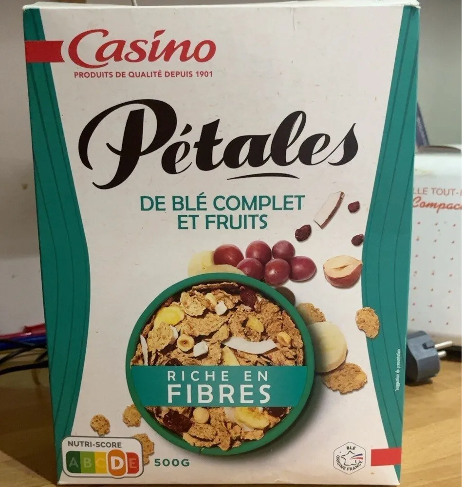 Pétales de blé complet et fruits