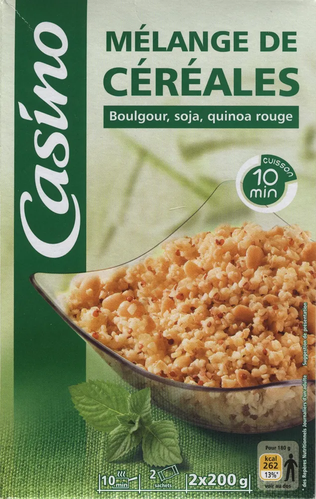 Mélange de céréales blé soja orge avoine.