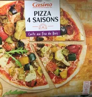 Pizza 4 saisons cuite au feu de bois