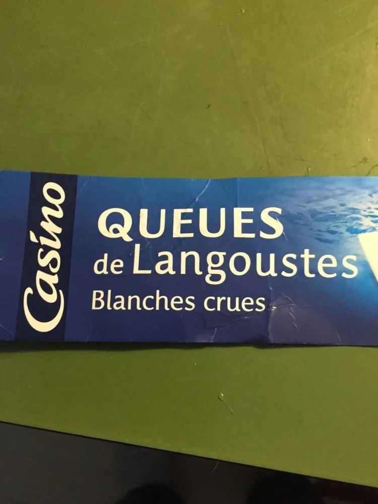 Queue de langoustes blanches crues