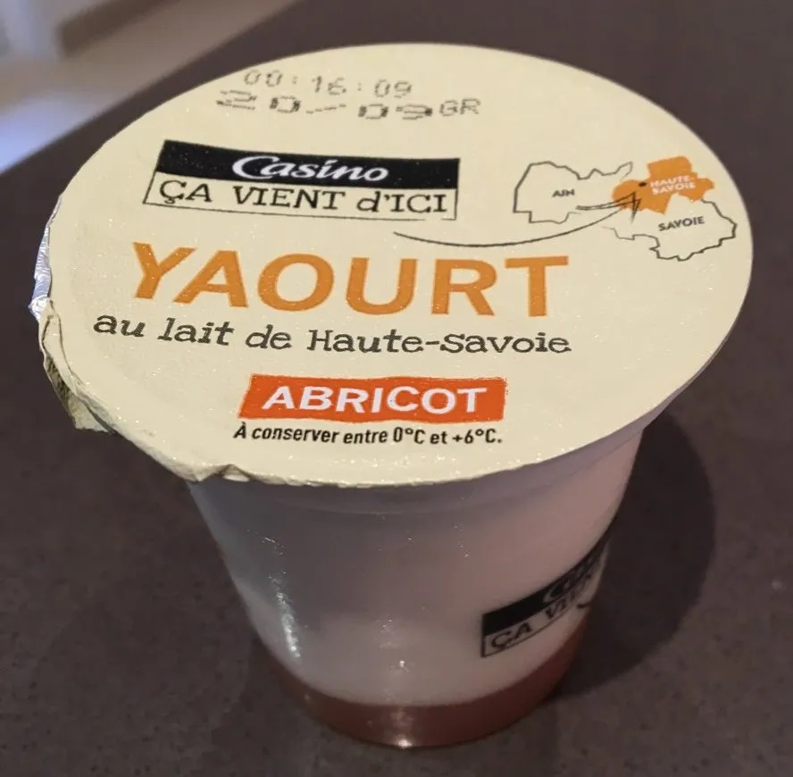 Yaourt au lait de Haute-Savoie - 2 pêche / 2 abricot