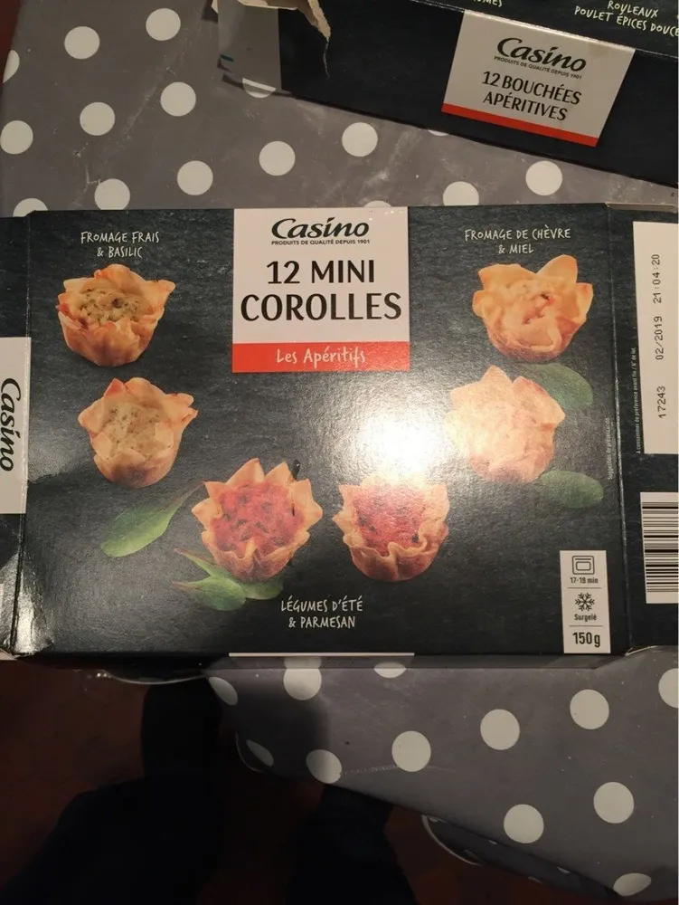 12 Mini corolles - Fromage de chèvre & miel, légumes d'été & parmesan, fromage frais & basilic