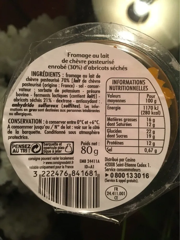 Le Fromage de chevre enrobé d'abricots