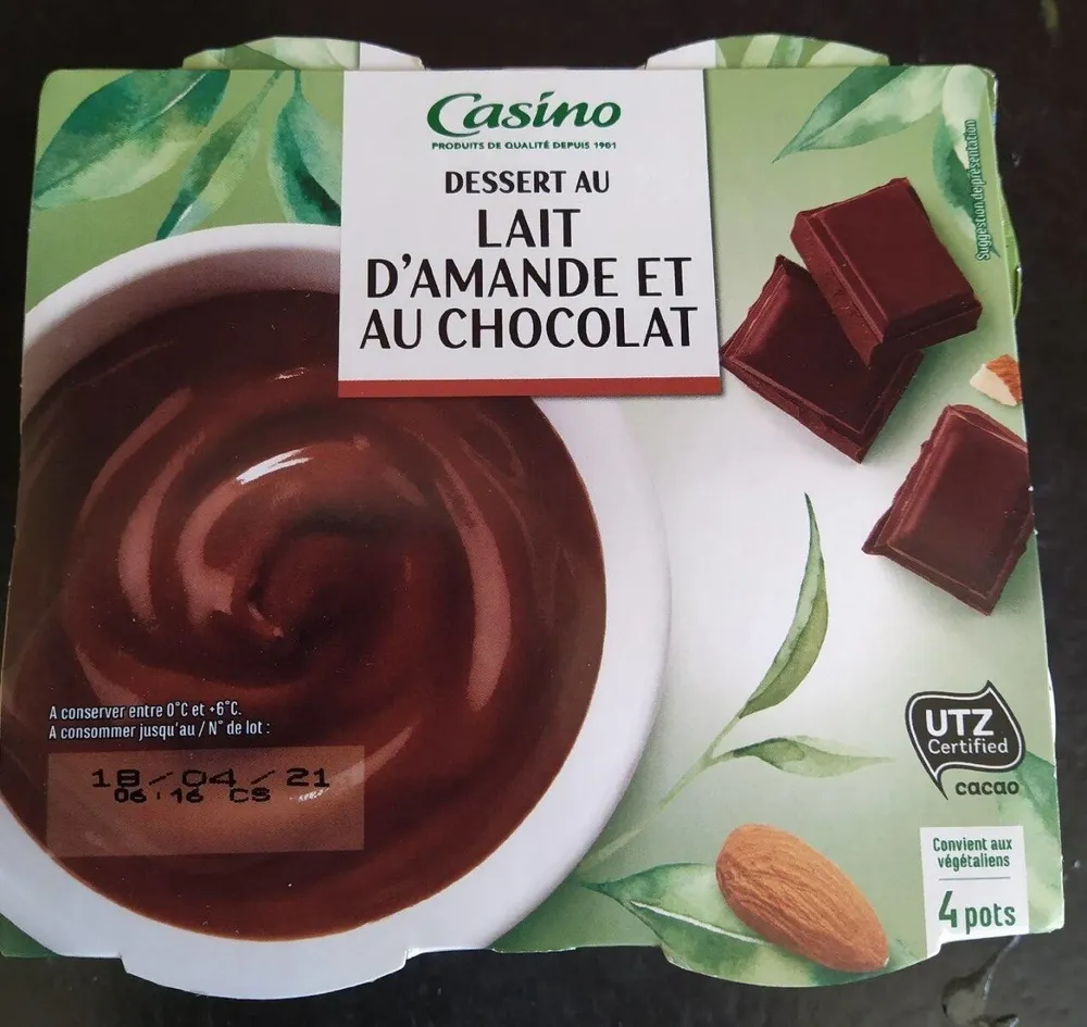 Dessert au lait d'amande et au chocolat