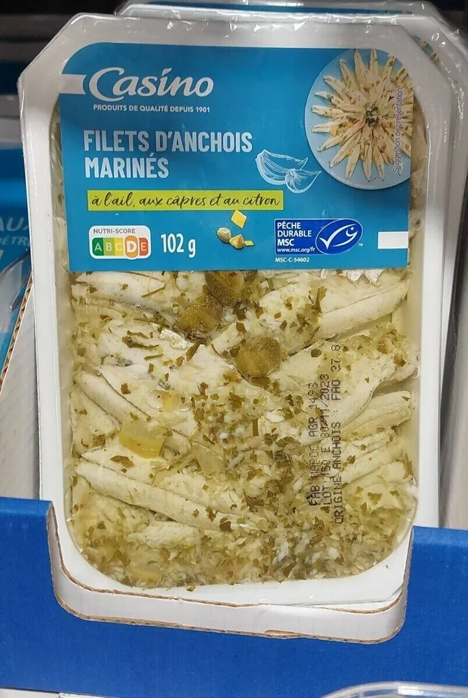 Filet d'anchois marinés à l'ail, aux câpres et au citron