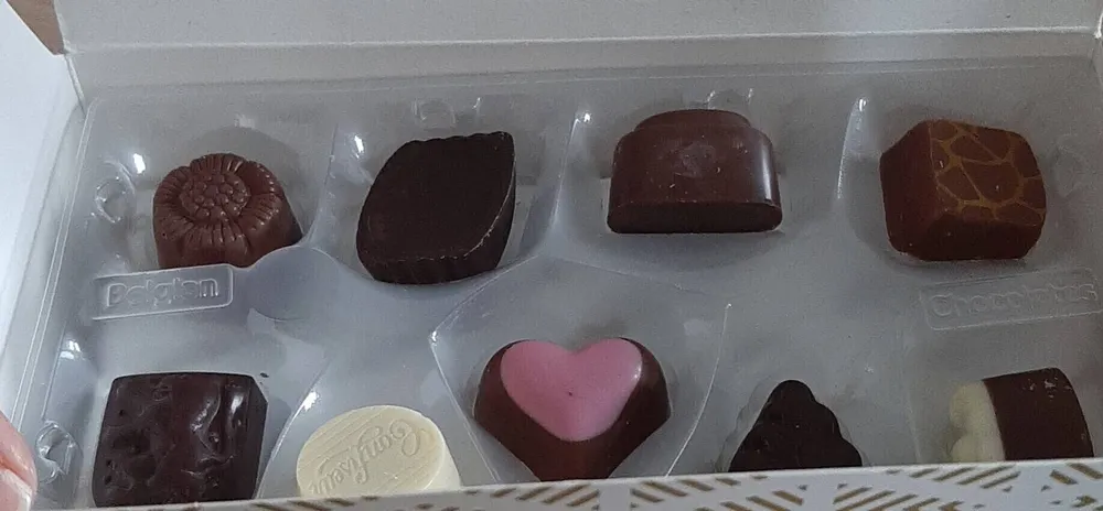 Beaumesnil chocolate belga (kreta, confiseur, fleur)