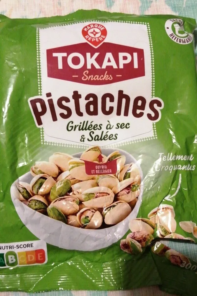 Pistaches grillées à sec et salées