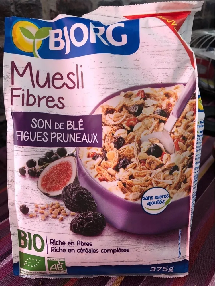 Muesli fibres, son de blé figues pruneaux