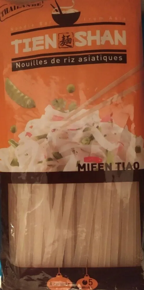 Nouilles de riz asiatiques
