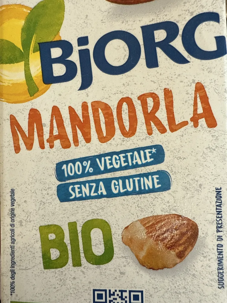 Latte di mandorla