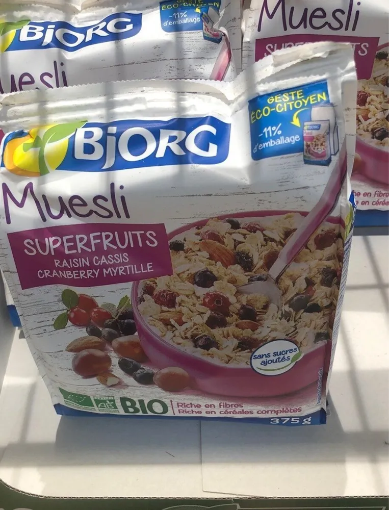 Muesli superfruits raisin cassis cranberry myrtille