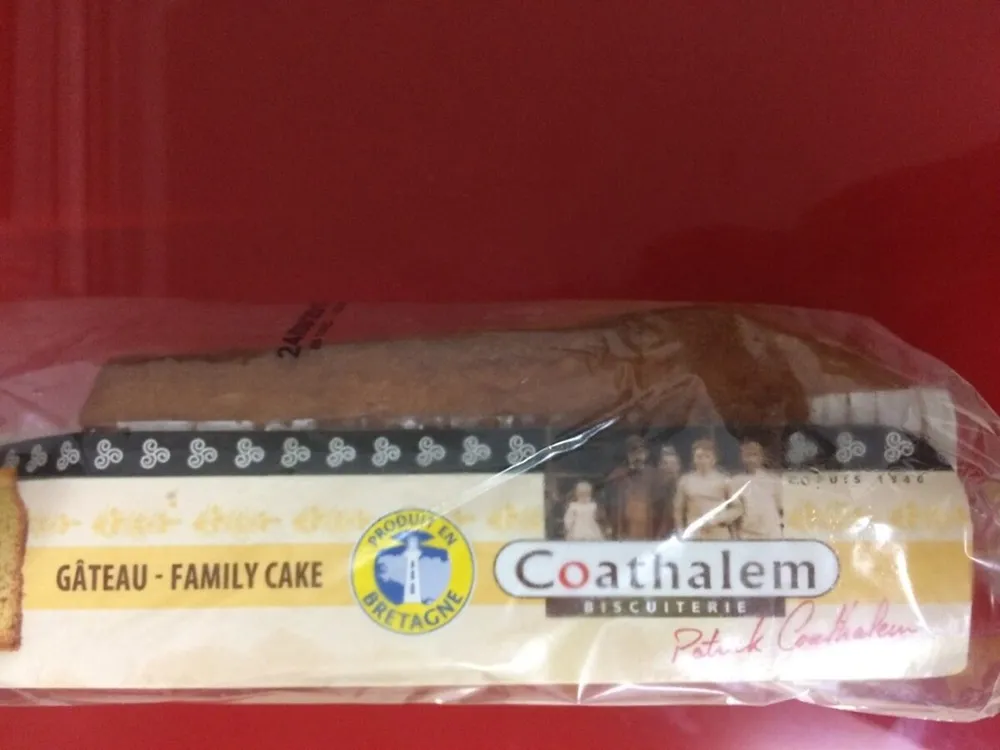 Gateau family cake