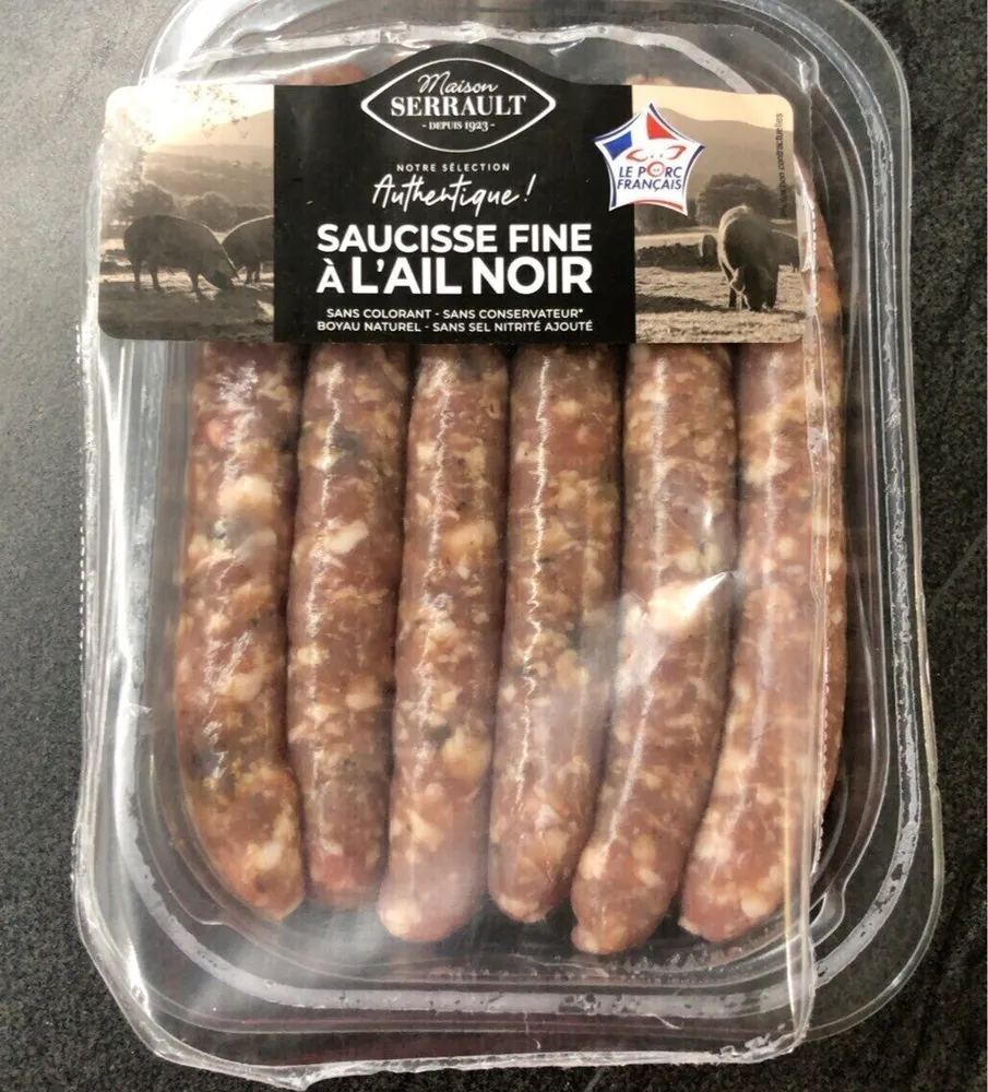 Saucisse fine à l’ail noir