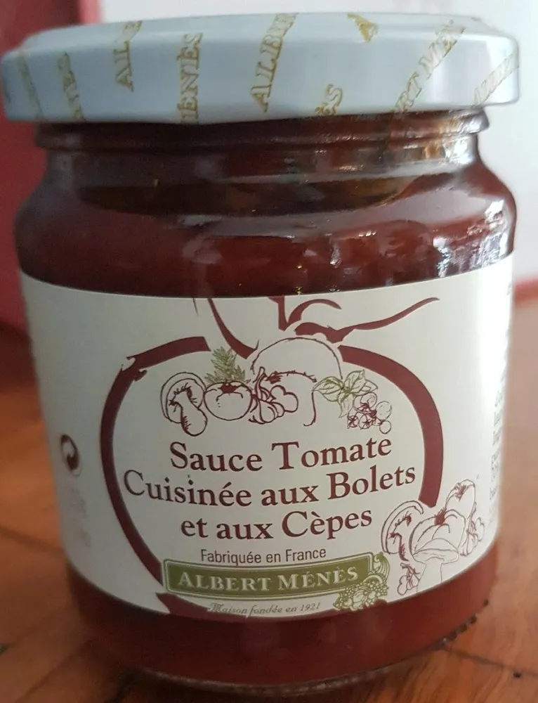 Sauce Tomate cuisinée aux volets et aux cèpes