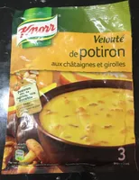 Velouté de potiron aux châtaignes et girolles
