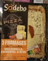 La pizza style 3 fromages de caractère mozzarella emmental & bleu