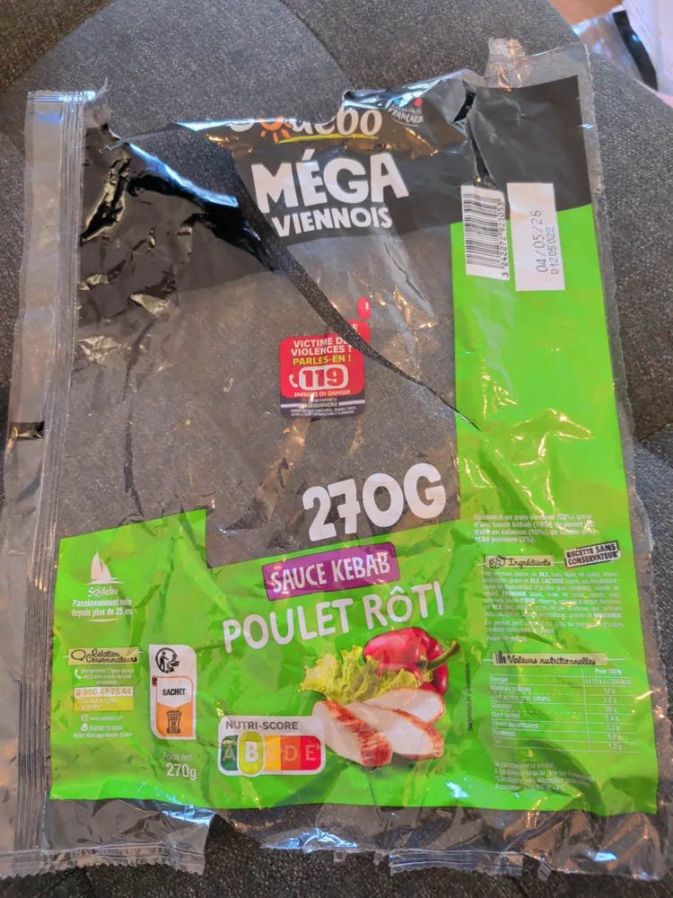 Sandwich le méga poulet rôti sauce kébab