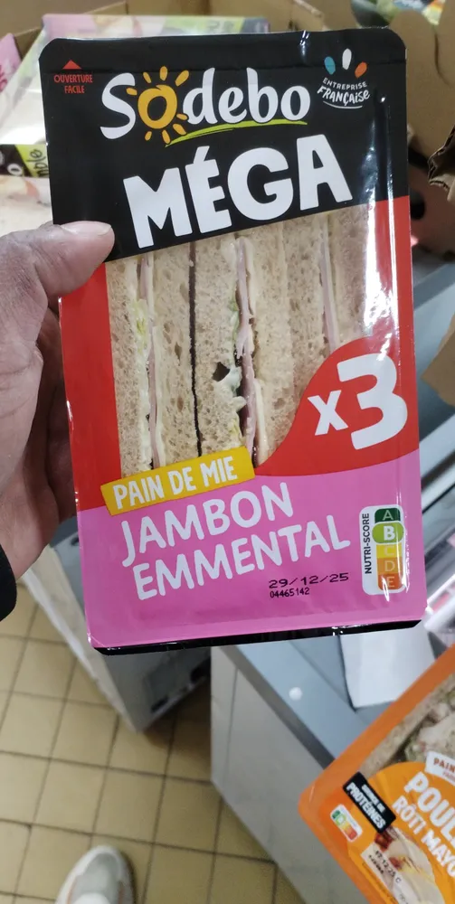 Sandwich le méga jambon emmental x3 / pain complet