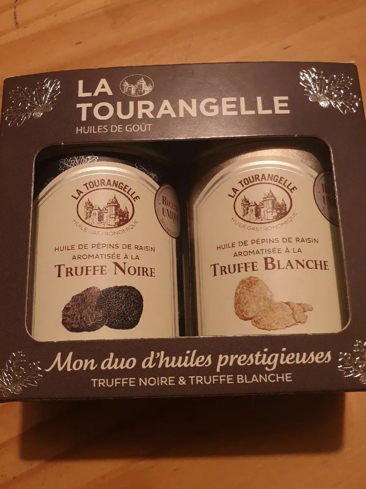 Huiles de truffe noire et blanche