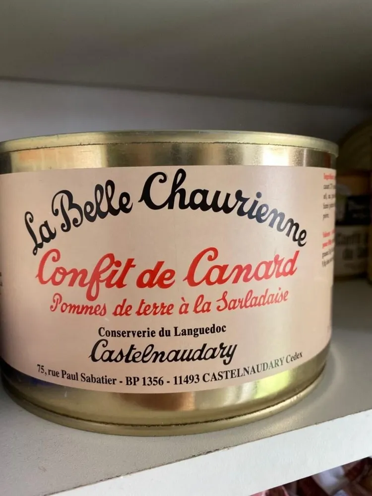 Confit de canard pommes de terre à la sarladaise