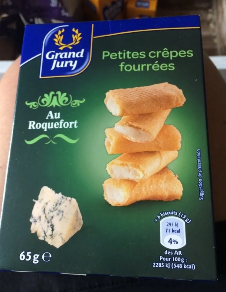 Petites crêpes fourrées au roquefort