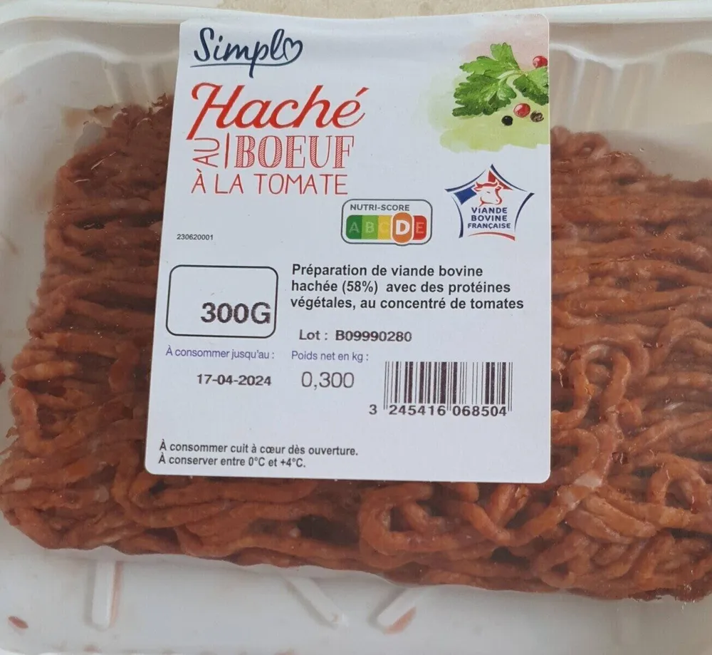 Haché au bœuf à la tomate Préparation de viande bovine hachée (57%) avec protéine végétale, au concentré de tomates. A consommer cuit à cœur dès ouverture.