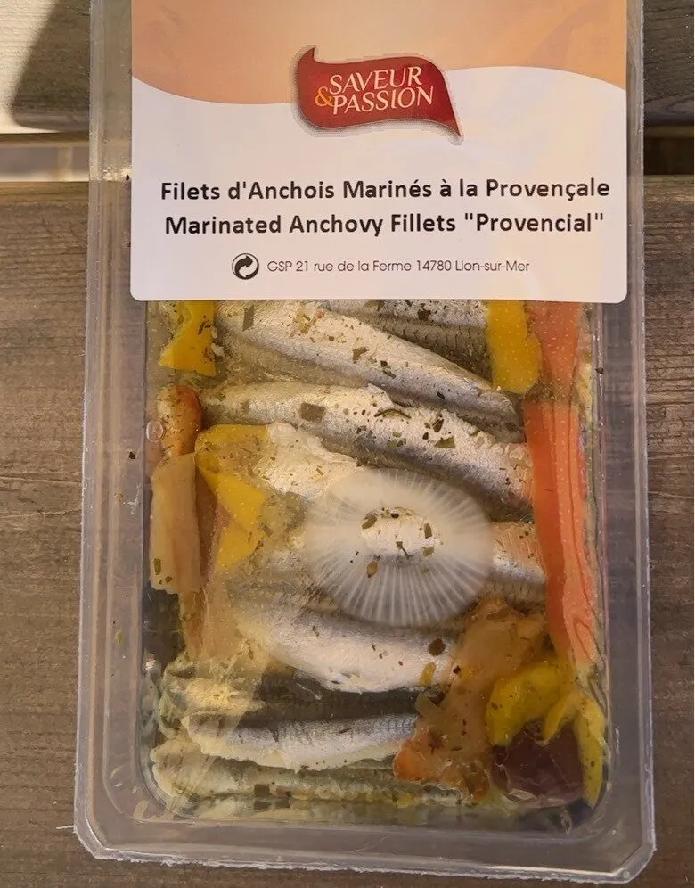 Filets d’anchois marinés à la provençale