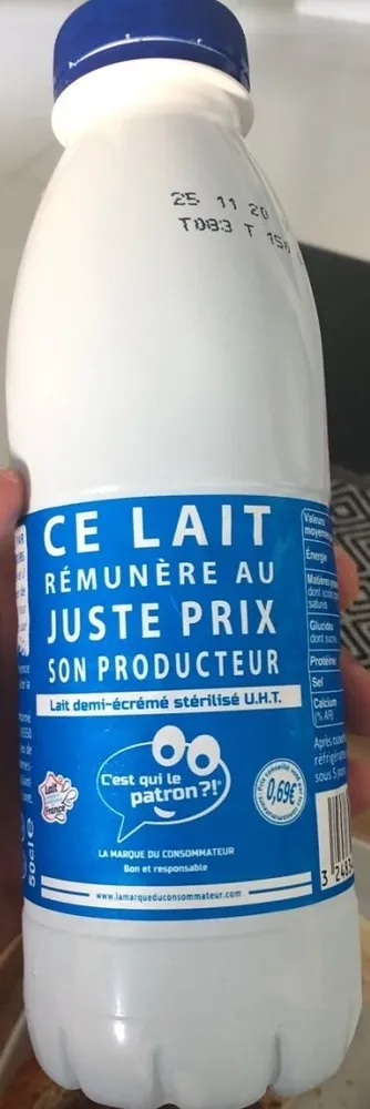 Lait demi-écrémé stérilisé U.H.T.