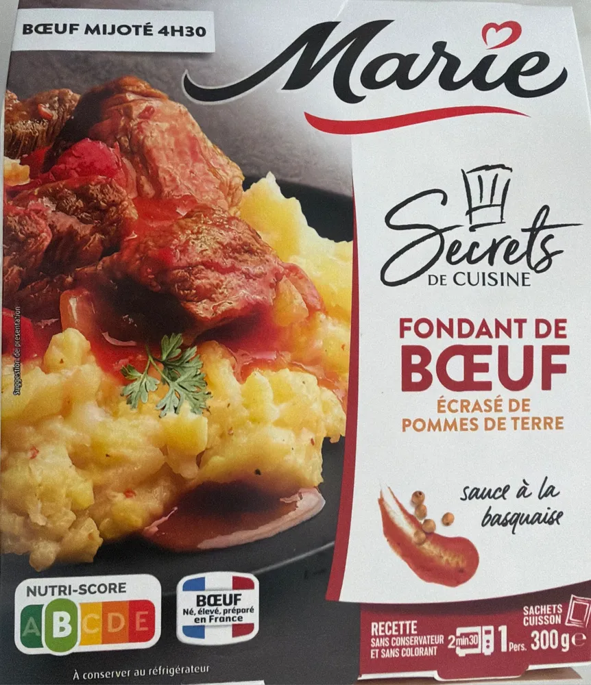 Fondant de bœuf écrasé de pommes de terre, sauce à la basquaise