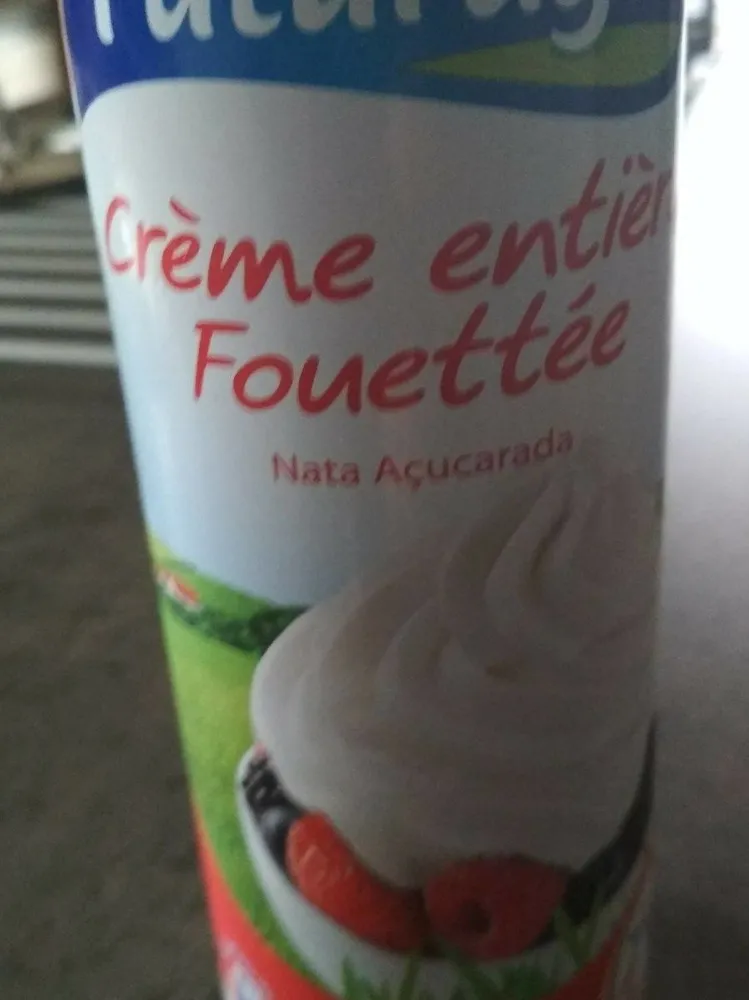 Crème entière fouettée