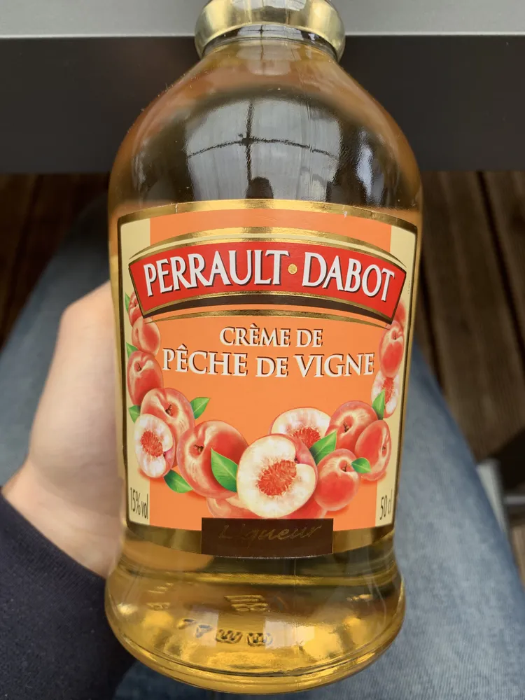 Crème De Pêche Liqueur