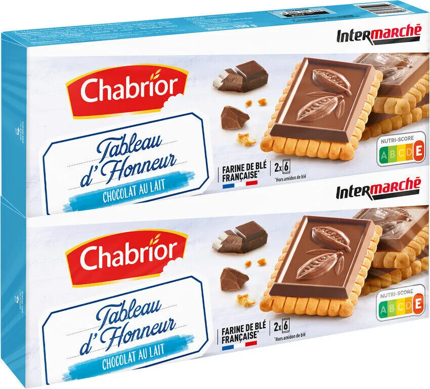 Petit beurre avec tablette de chocolat au lait
