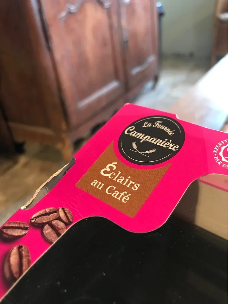 Eclairs au café