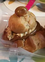 Religieuses au café