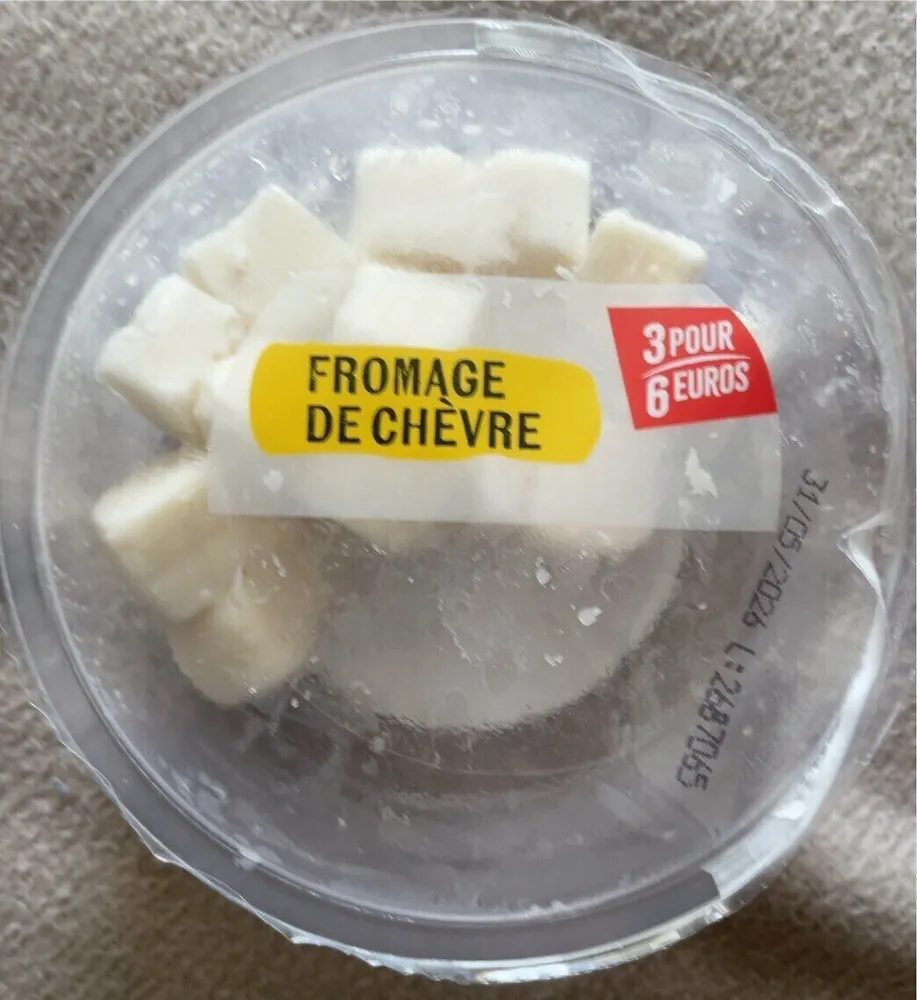 Cubes de fromage de chèvre