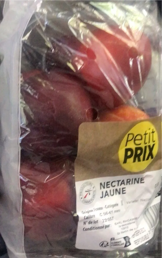 Nectarine jaune