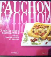 Deux tartes fines succulentes. Chèvre tomate et oignons