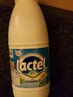 Lait stérilisé UHT écrémé enrichi en vitamine D