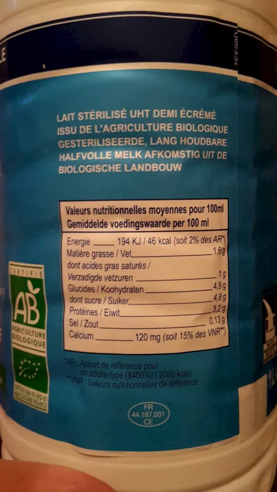 Lait bio demi écrémé