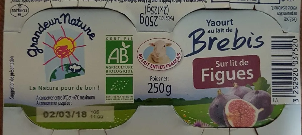 Yaourt au lait de brebis sur lit de figues