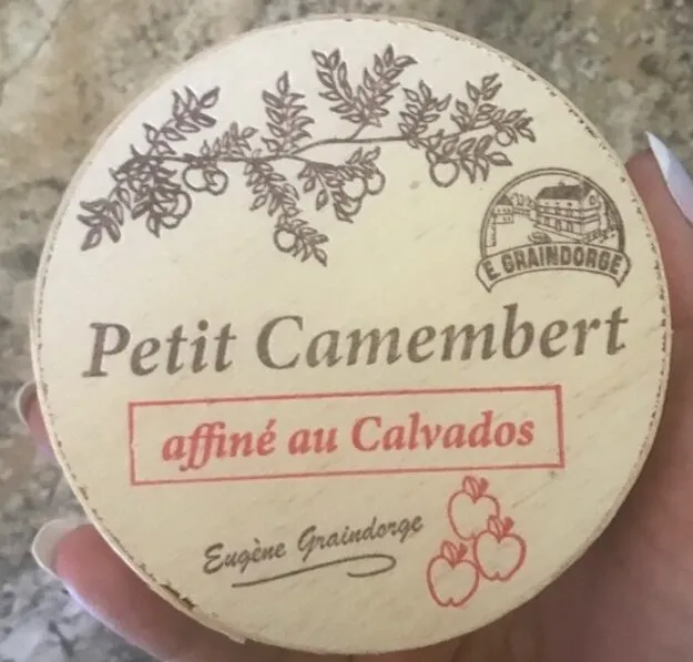 Petit camembert affiné au Calvados