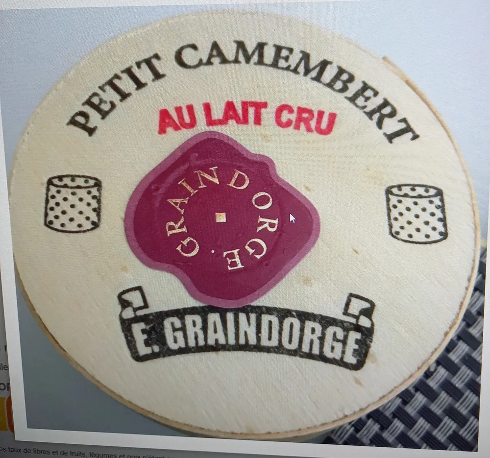 Petit camembert au lait cru