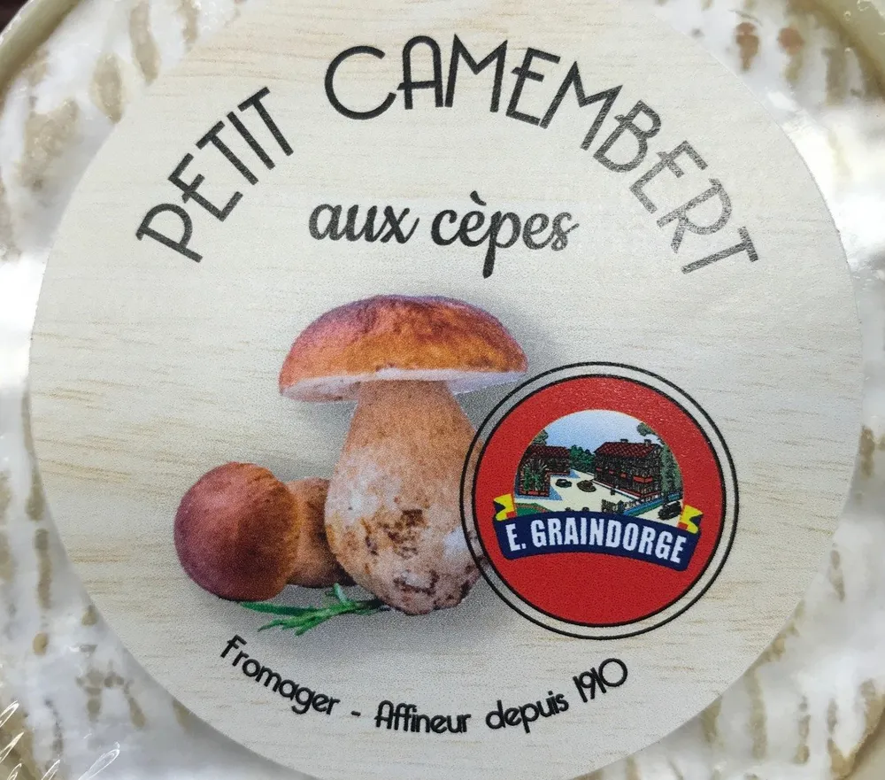 Petit camembert aux cepes
