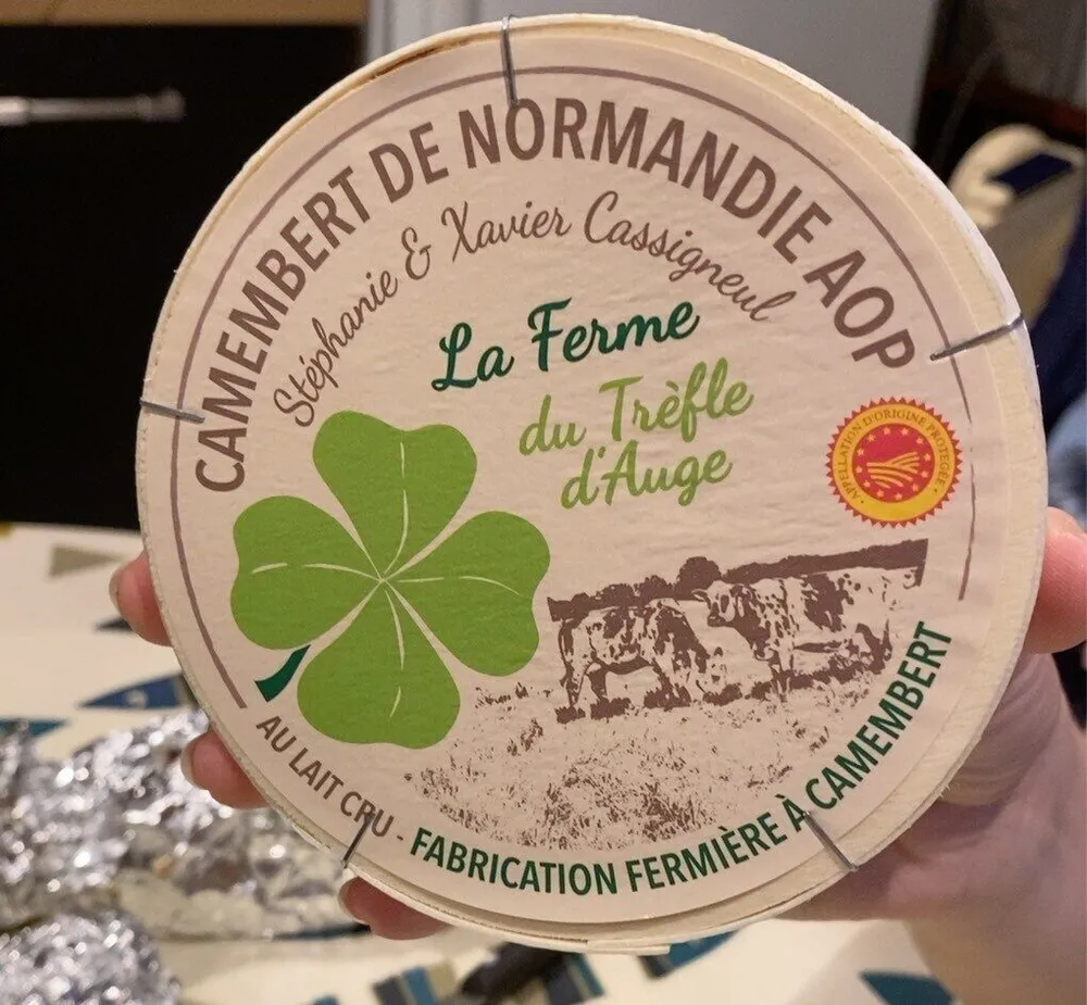 Camembert de normandie AOP