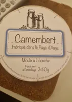 Camembert Fabriqué dans le Pays d'Auge Moulé à la louche