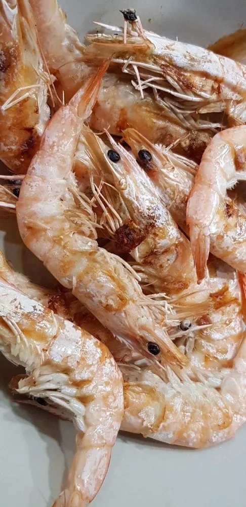 Crevettes entières crues surgelées