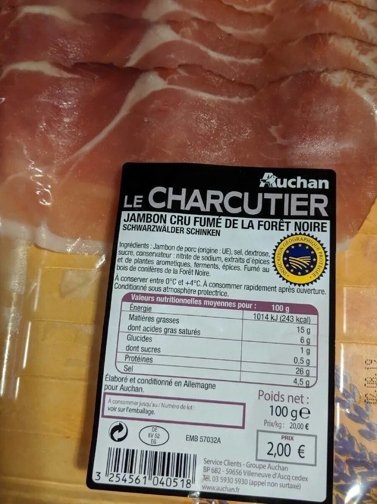 Jambon cru fumé de la forêt noire