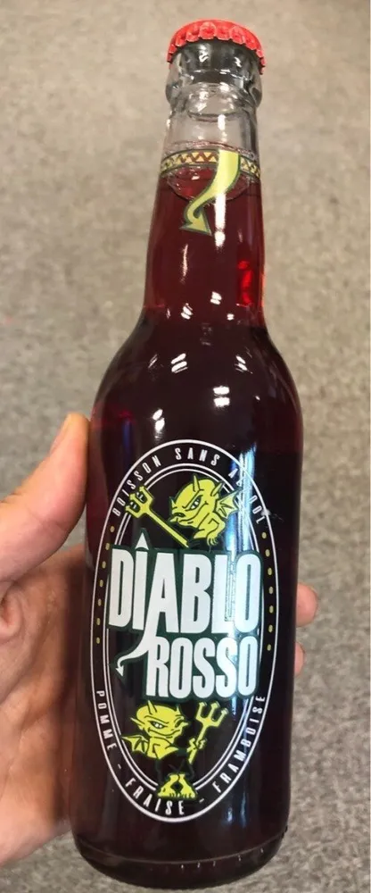 Boisson sans alcool pomme fraise framboise