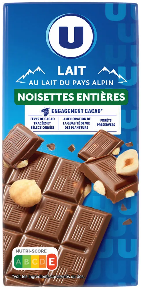 Chocolat au lait du pays alpin et noisettes entières